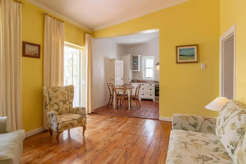 Charming Rosebank Cottage Cape Town Daire
